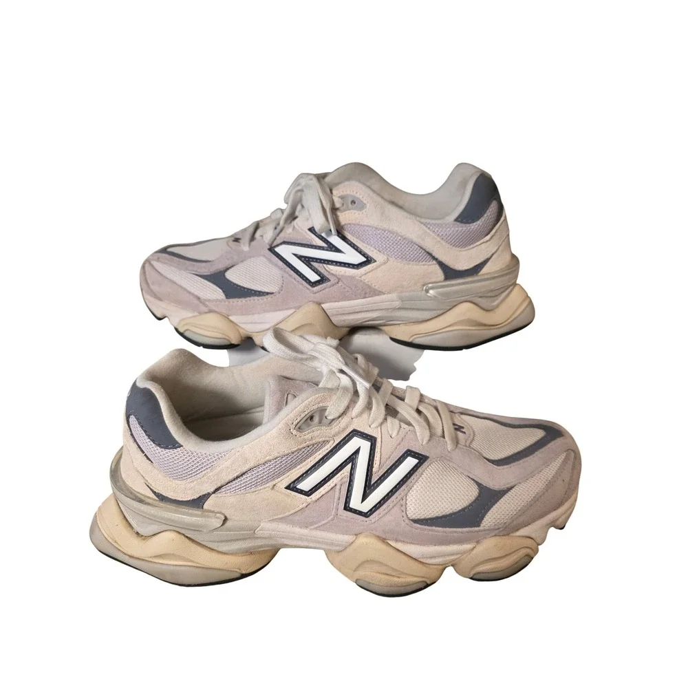 New Balance 9060 Sea Salt Blue U9060EEB Mens‎ 10 Womens 11.5 Y2K Chunky Sneakers